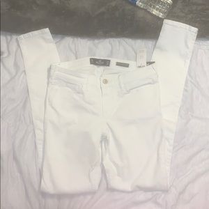 NEW white Hollister skinny jeans